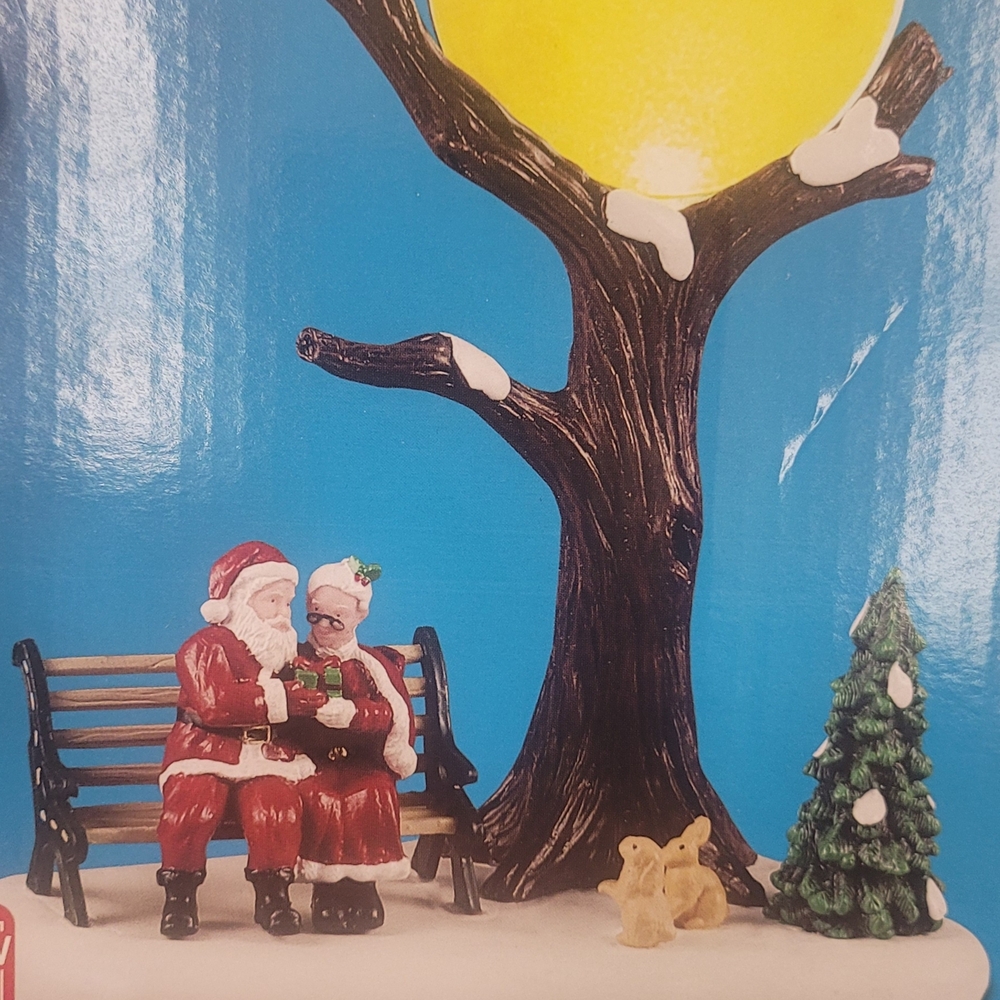 Santa and Mrs. Claus Holiday Figurine Set